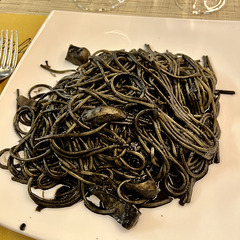 Venice 2022 – Spaghetti al nero di seppia