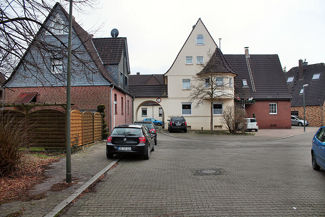 Einfahrt Querweg (Siedlung Brassert, Marl) / 24.12.2016