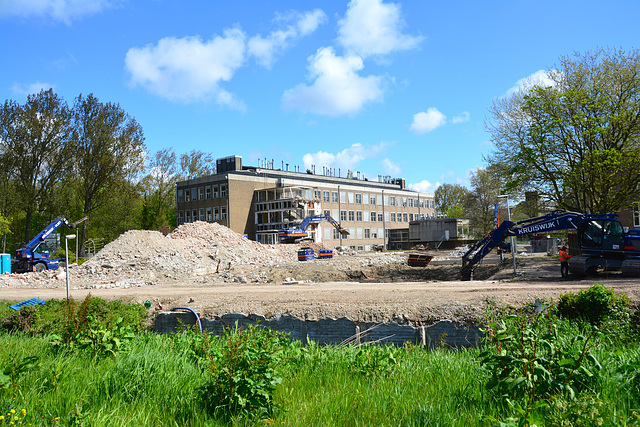 Demolition of the former Clusius Lab