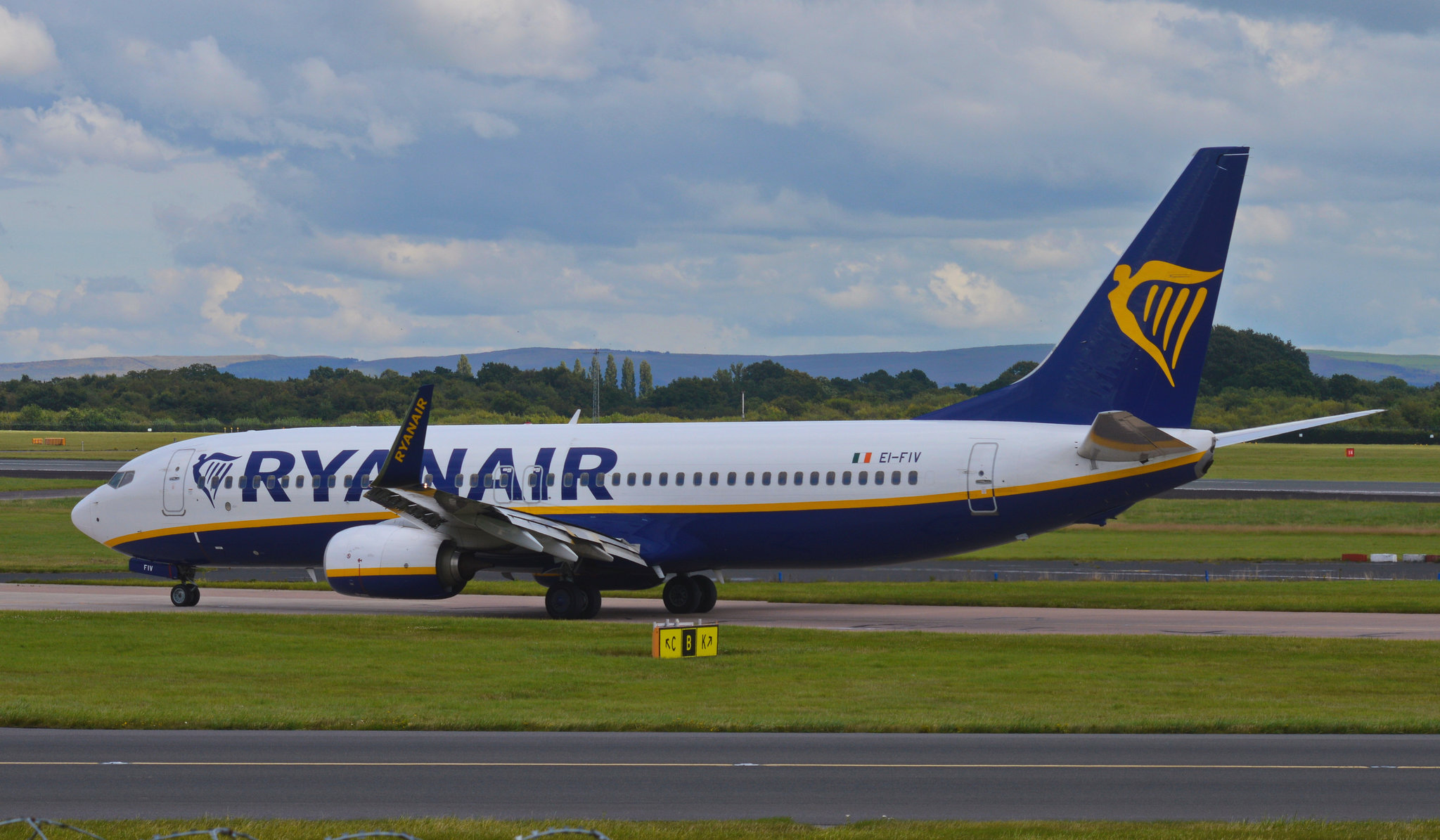 Ryanair FIV