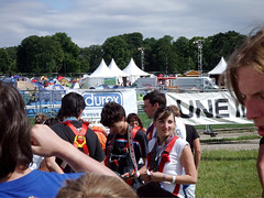 photo 109-bénévole camping au festival Solidays à lhippodrome de Longchamp 07.2007