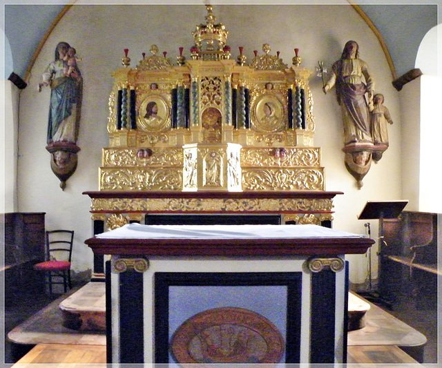 Intérieur de la Chapelle Perros-Hamon à Ploubazlanec (22)