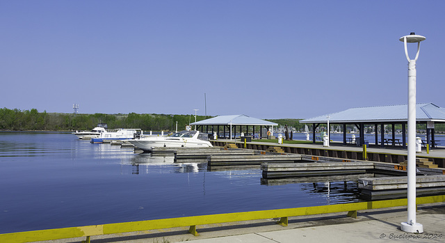 Midland Harbour ... P.i.P. (© Buelipix)