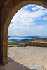 Castelo de Monsaraz ... mit (Durch-)Blick zum 'Albufeira do Alqueva' (Alqueva-Stausee), dem grössten künstlichen See in Europa (© Buelipix)