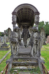 putney vale cemetery, london