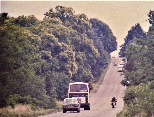 An Eastern Counties ‘Norfolk Flyer’ coach on the A11 between Barton Mills and Elveden – 15 Jul 1984 (X841-15)