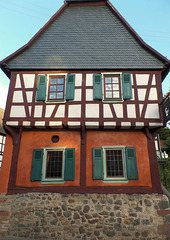 Gasthaus in Bonames/ Frankfurt-Main (2 PiP)