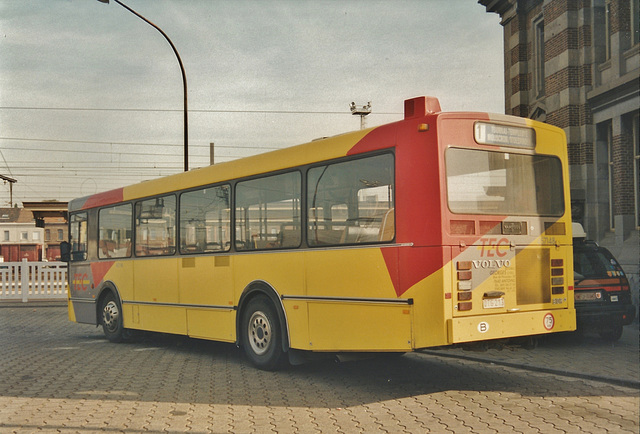 Autobus Georges (TEC contractor) 457148 (DTG 213) in Tournai – 17 Sep 1997 Autobus Georges (TEC contractor) 457148 (DTG 213) in Tournai – 17 Sep 1997