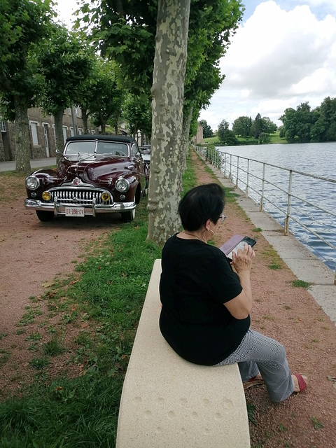 La Buick et la dame au bord du lac  HBM EXPLORER