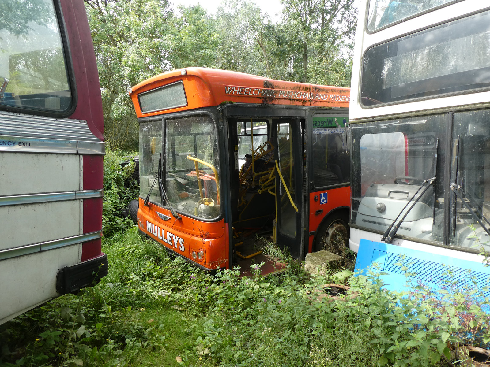 Mulleys Motorways YN54 VLE at Ixworth - 22 Aug 2019 (P1040122)