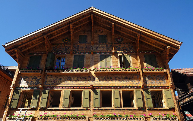 Chalet Haus in Gstaad