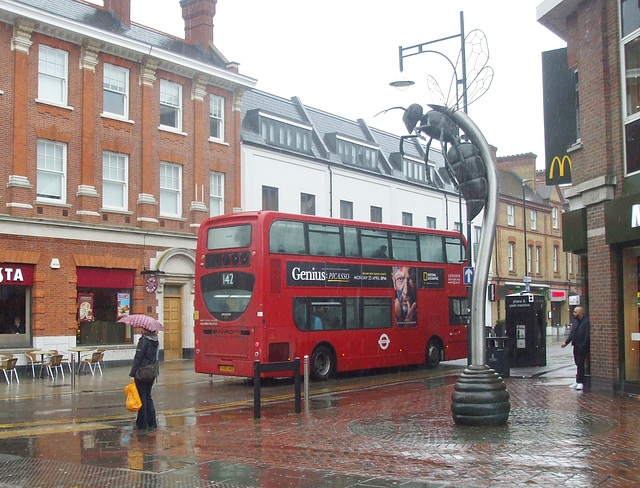 DSCF1276 London Sovereign (RATP Group) ADE40435 (YX62 ARZ) in Watford - 8 Apr 2018