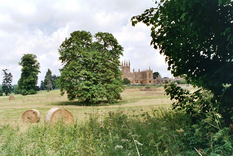 Toddington Manor, Gloucestershire