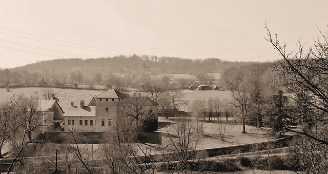 Saint-Marcel-Bel-Accueil (38) 12 mars 2015. Mason forte de Loras.