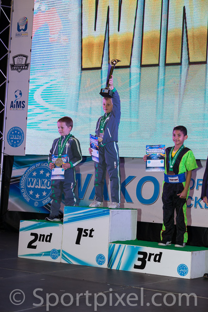 wchamp-2609 30027344910 o