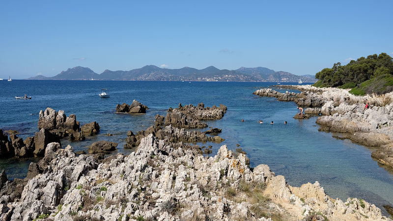 CANNES: Visite de l'ile Saint Honorat 30