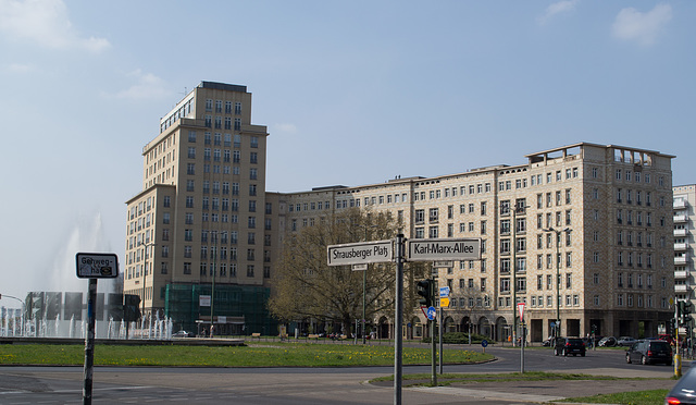 Berlin Karl Marx Allee Strausberger Platz (#2539)