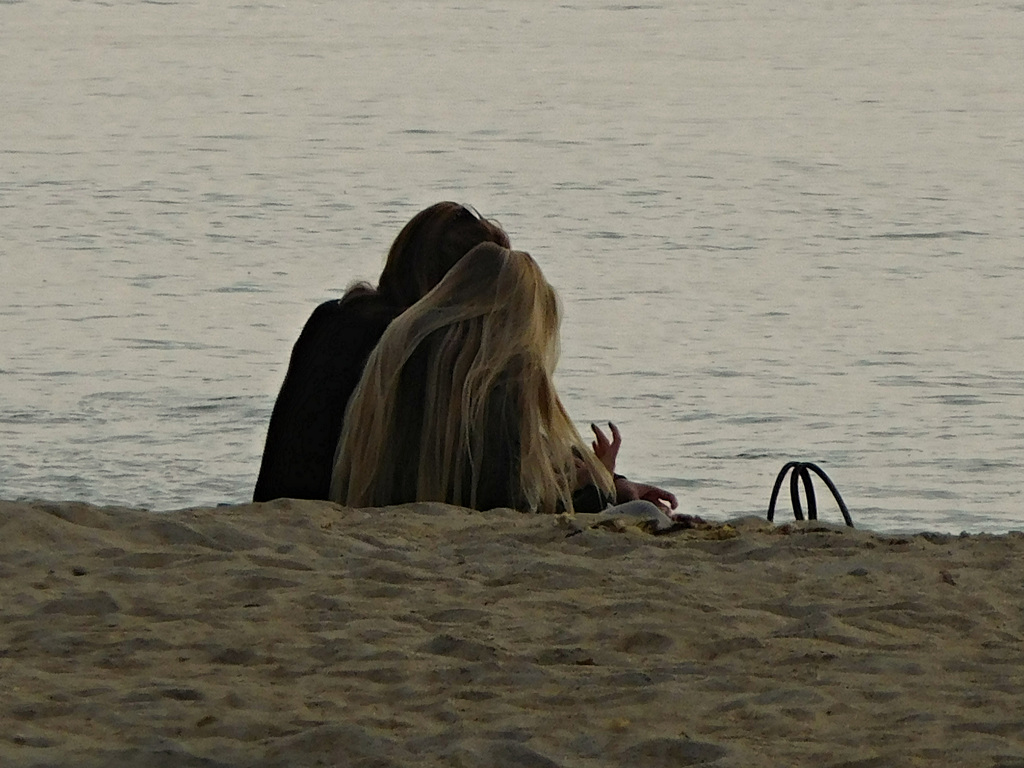 ah les filles, les filles,