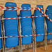 verschnürt in Reih und Glied