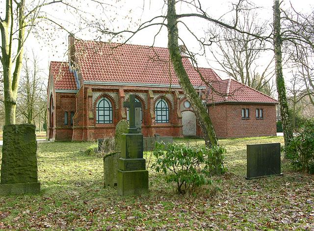 Friedhofskapelle, Westseite