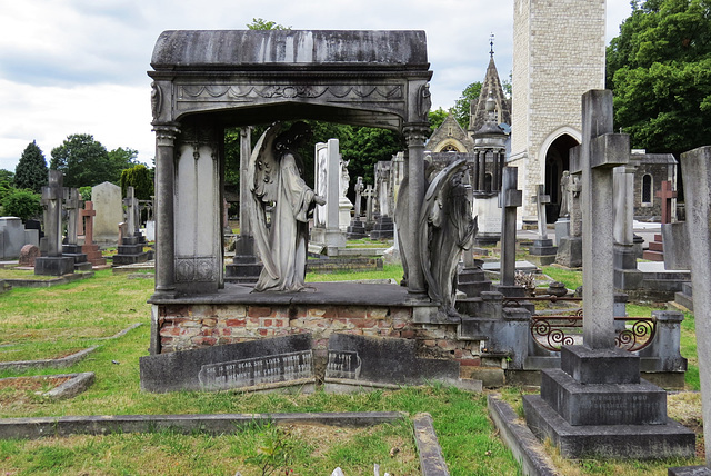 putney vale cemetery, london