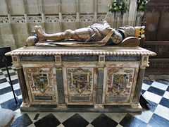 st mary's church, warwick (78)c16 tomb with effigy of ambrose dudley, earl of warwick +1590, wearing a c18 coronet