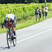 Cycliste échappé du peloton :Etape Mourenx Libourne, tour 2021, 15 km avant l'arrivée à Libourne
