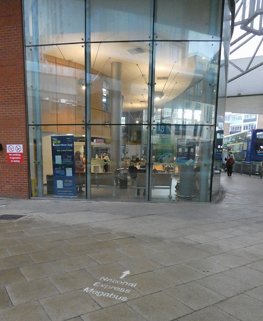 Norwich bus station - 2 Dec 2022 (P1140273)