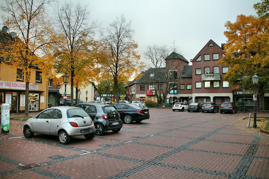 Leineweberplatz (Neukirchen-Vluyn) / 9.11.2018