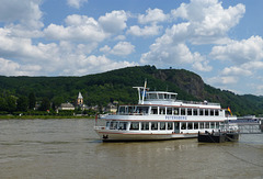 DE - Remagen - Ausflugsschiff auf dem Rhein
