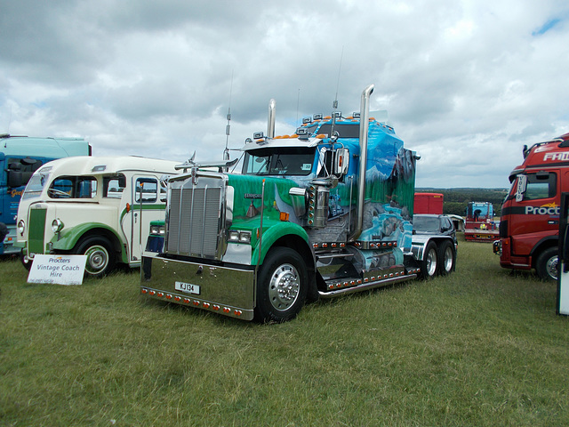 dps[23] - Kenworth