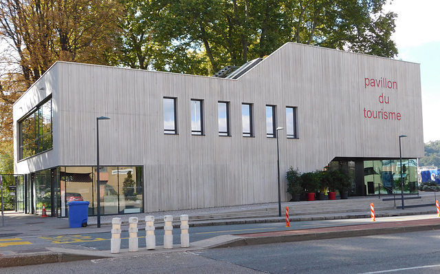 Tourist Pavilion in Vienne, October 2022