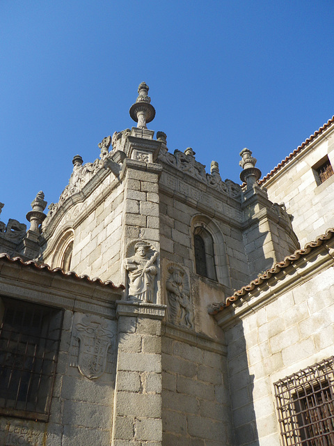 Detalle de la catedral de Ávila / Detalo de la katedralo de Avilo