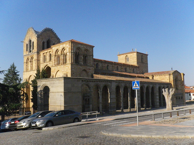 Iglesia de San Vicente / Preĝejo de Sankta Vicente