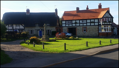 Chalgrove village green