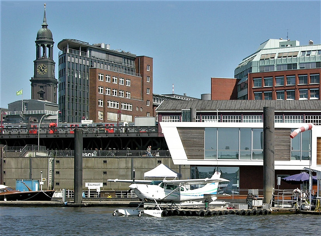 Rundflug über Hamburg...