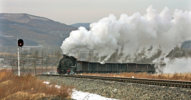 Fighting the wind and gravity