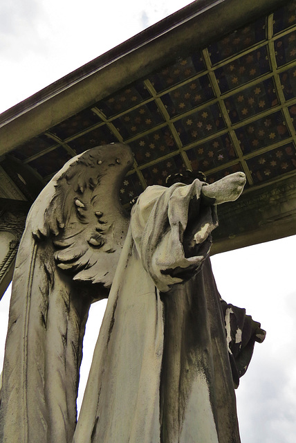 putney vale cemetery, london