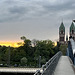 Herz-Jesu-Kirche über die blaue Brücke