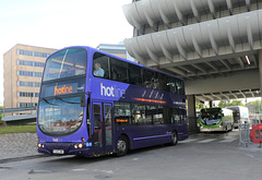 Transdev (Blackburn Bus Company?) 2761 (PJ05 ZWH) leaving Preston bus station - 25 May 2019 (P1020216)