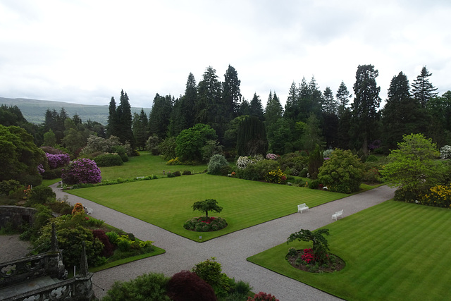 Inveraray Castle Gardens