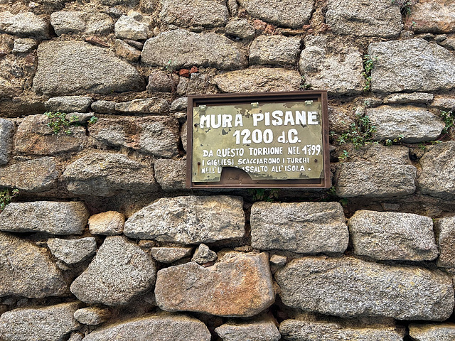 MURA PISANE.