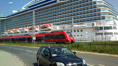 Auto - S-Bahn - MS Regal Princess