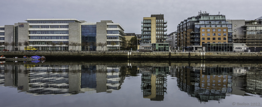 Docklands (© Buelipix)