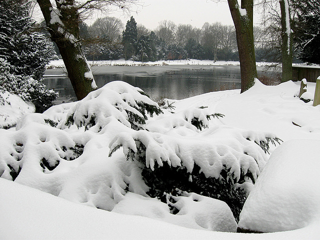 Der Schnee war leise gerieselt...