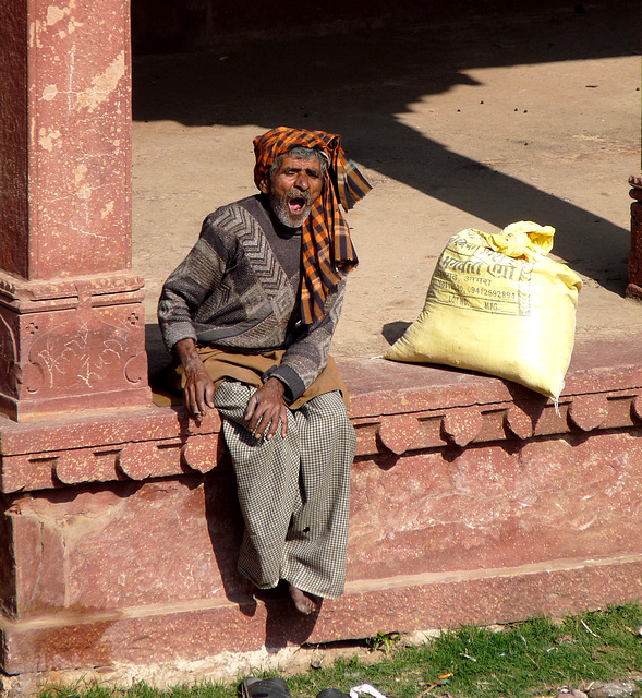 Fatepur Sikri- Yawning Workman