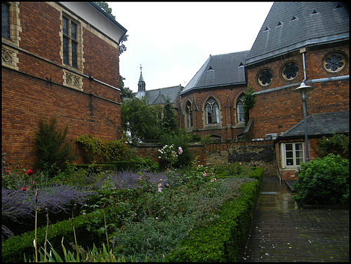 ipernity: Oxford Union from Frewin Hall - by Isisbridge