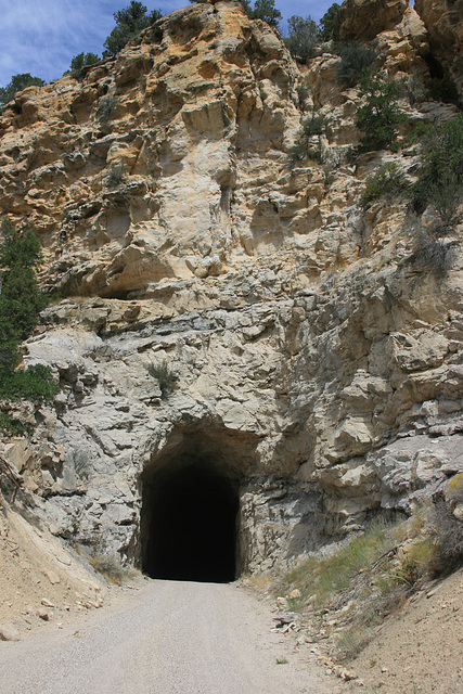 Tunnel, Salina Creek frontage road