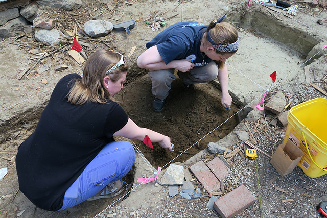 Digging Northampton's History 5