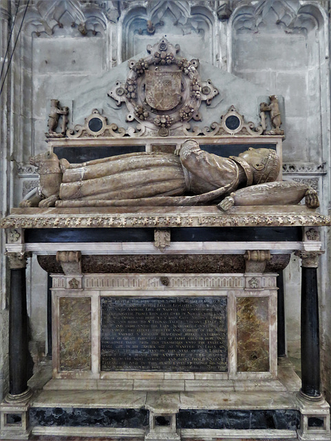 st mary's church, warwick (107)c16 tomb effigy of robert dudley, lord denbigh, who died in 1584 aged three